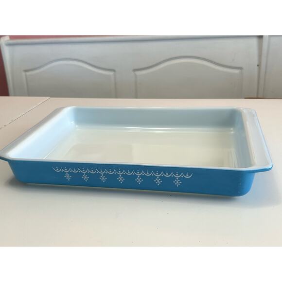 Vintage Blue Pyrex Snowflake Garlnd 933 Lasagna rectangle dish - Picture 5 of 11